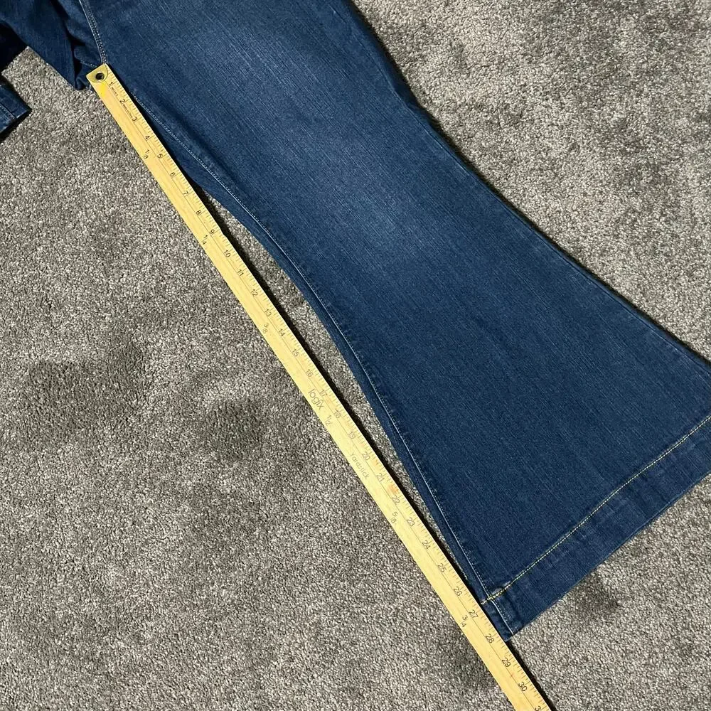 Torrid Sky High A Line Flare Jeans 12S Short High Rise Stretch NWT - Picture 8 of 10